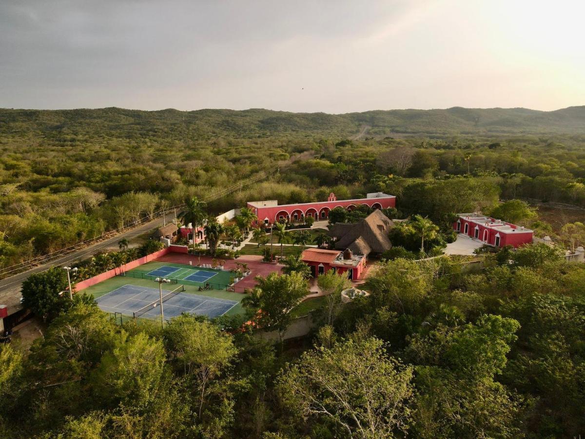 ホテル Hacienda Maria Elena Yucatan Ticul エクステリア 写真